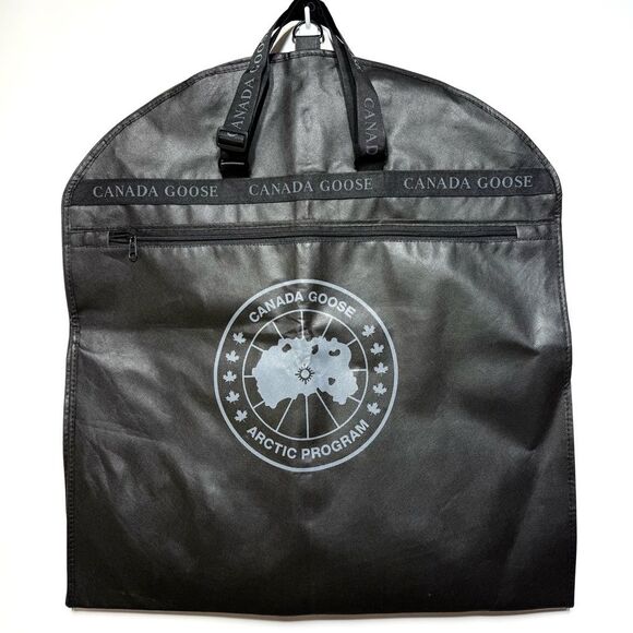 Canada Goose Arctic Program Foldable Large  Black Garment Bag - Picture 1 of 10